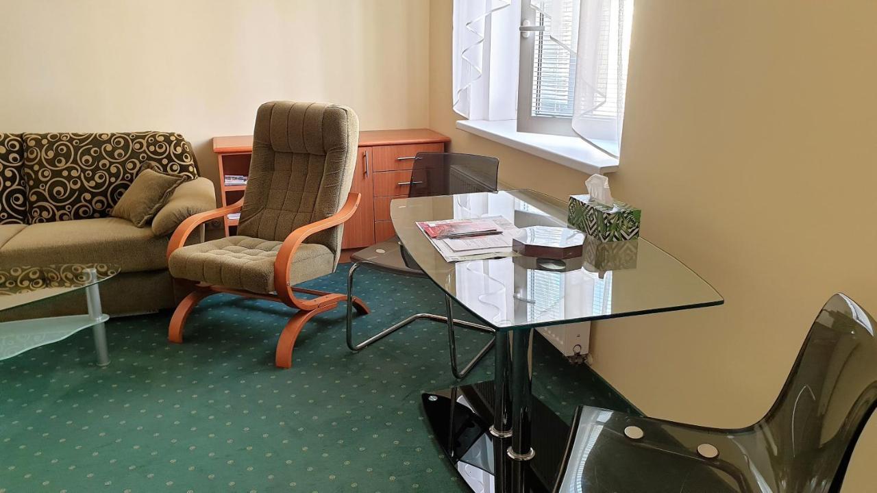 Spa Apartment Raisova Карлови Вари Екстериор снимка