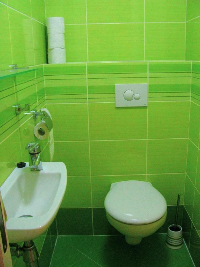 Spa Apartment Raisova Карлови Вари Екстериор снимка